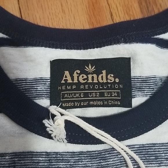 Afends Hemp tshirt - Picture 2 of 12